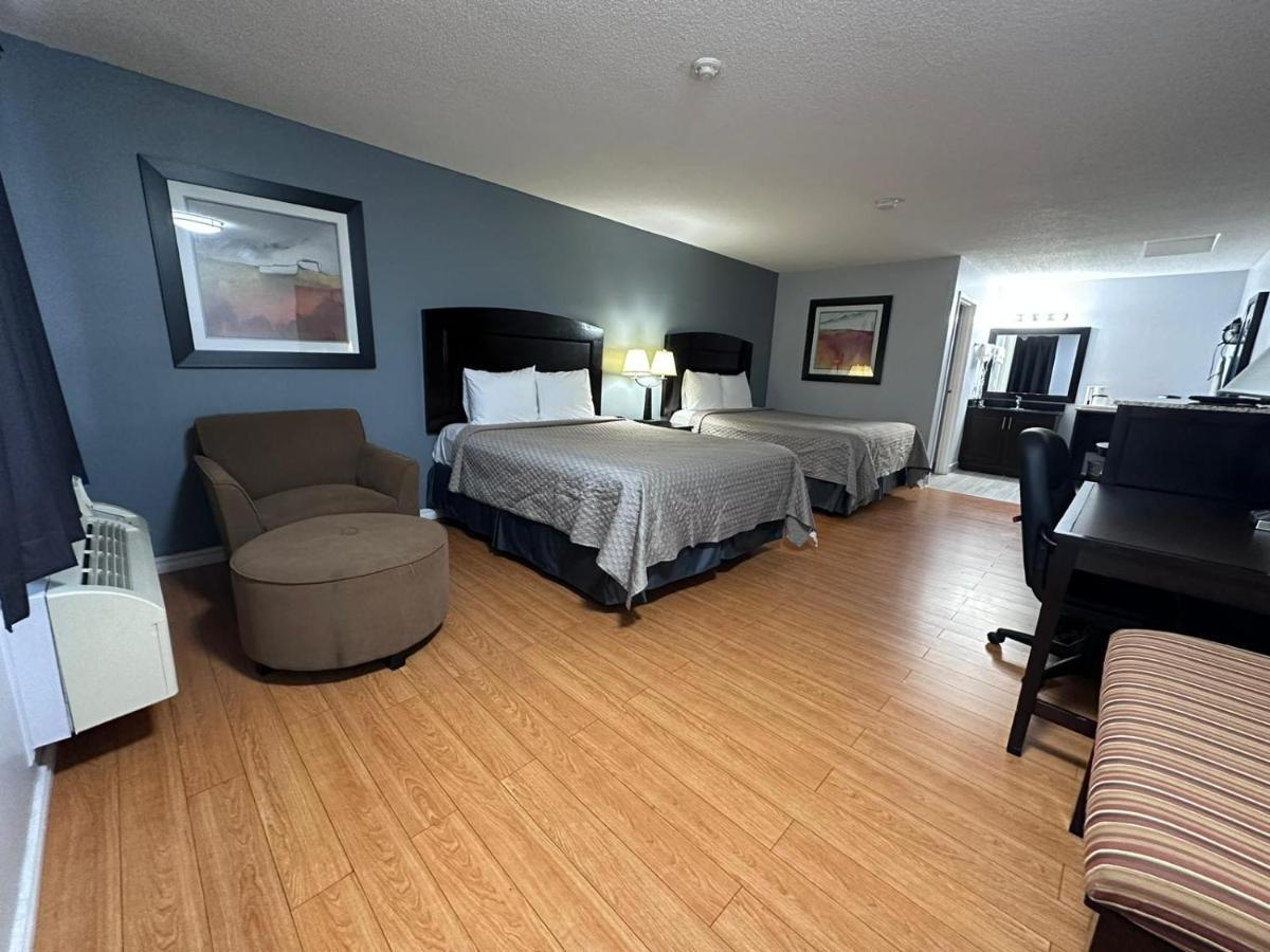 Kenora Motel Windsor Extérieur photo