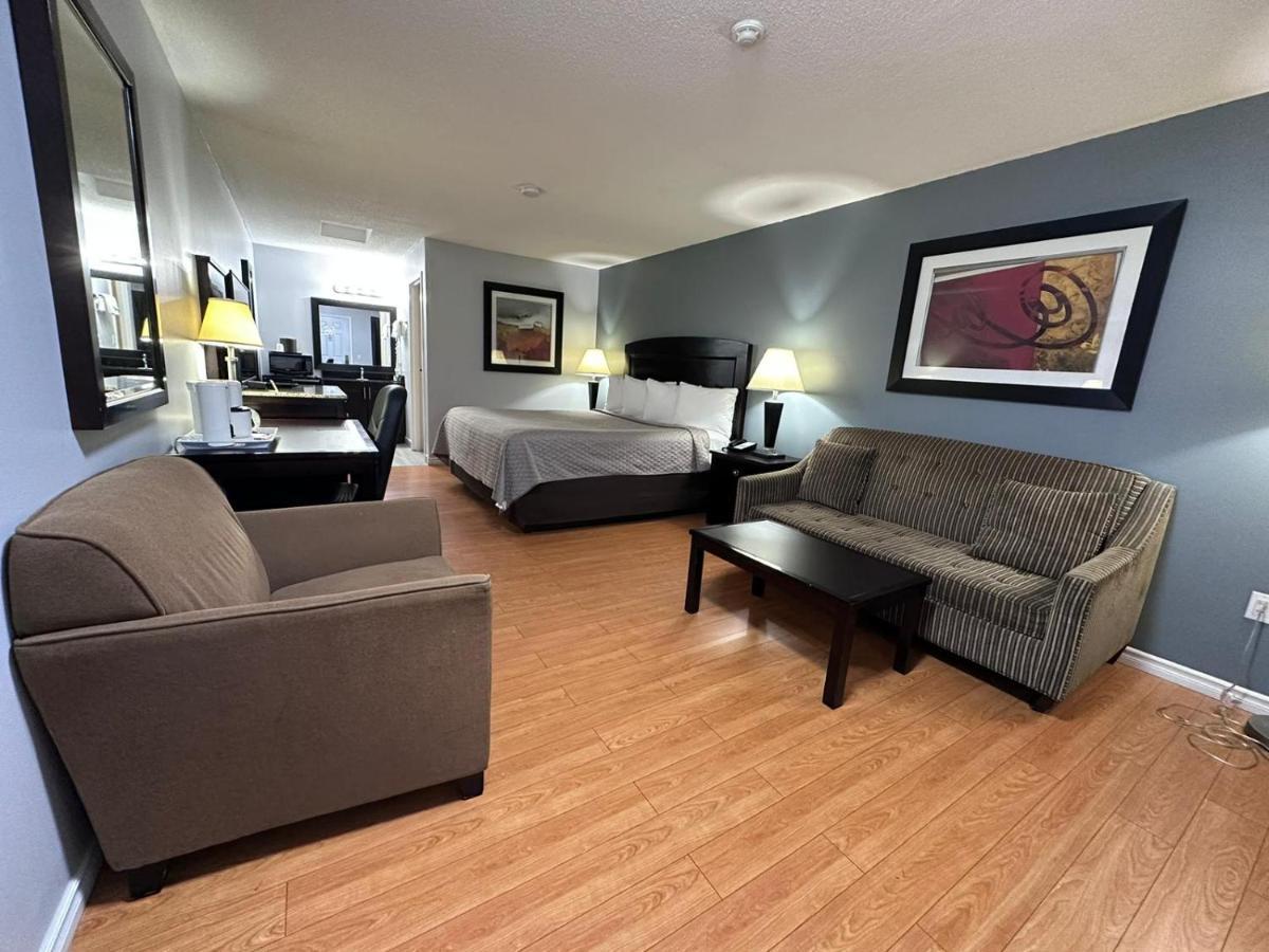 Kenora Motel Windsor Extérieur photo