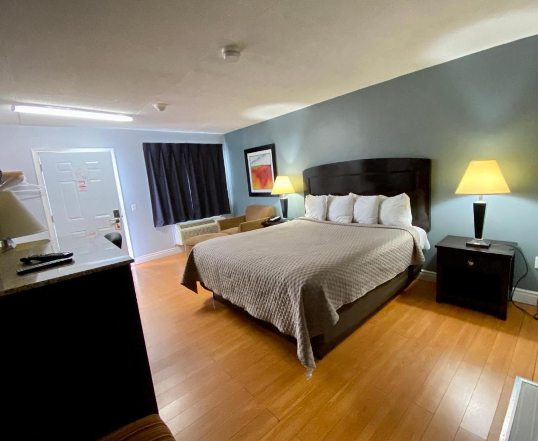 Kenora Motel Windsor Extérieur photo