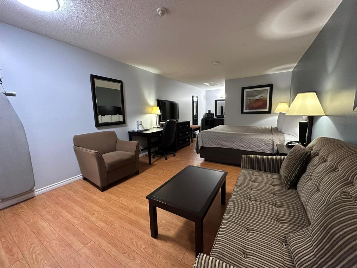 Kenora Motel Windsor Extérieur photo